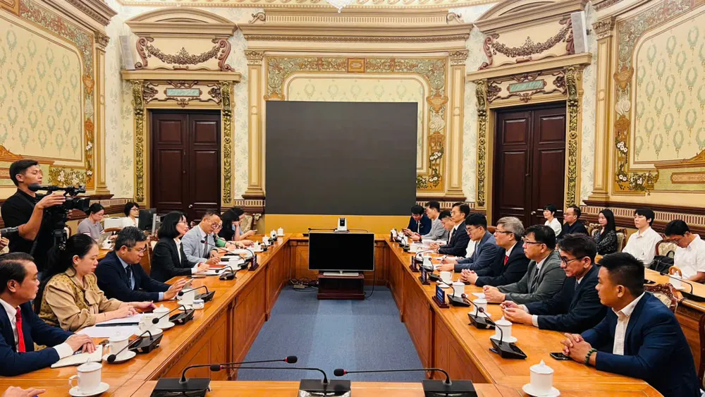 Toàn cảnh buổi tiếp. Ảnh: BẢO PHƯƠNG xay-dung-trung-tam-ket-noi-doi-moi-sang-tao-viet-han-1.jpg TP.HCM sẽ xây dựng trung tâm kết nối đổi mới sáng tạo Việt – Hàn, có 'thung lũng Silicon'