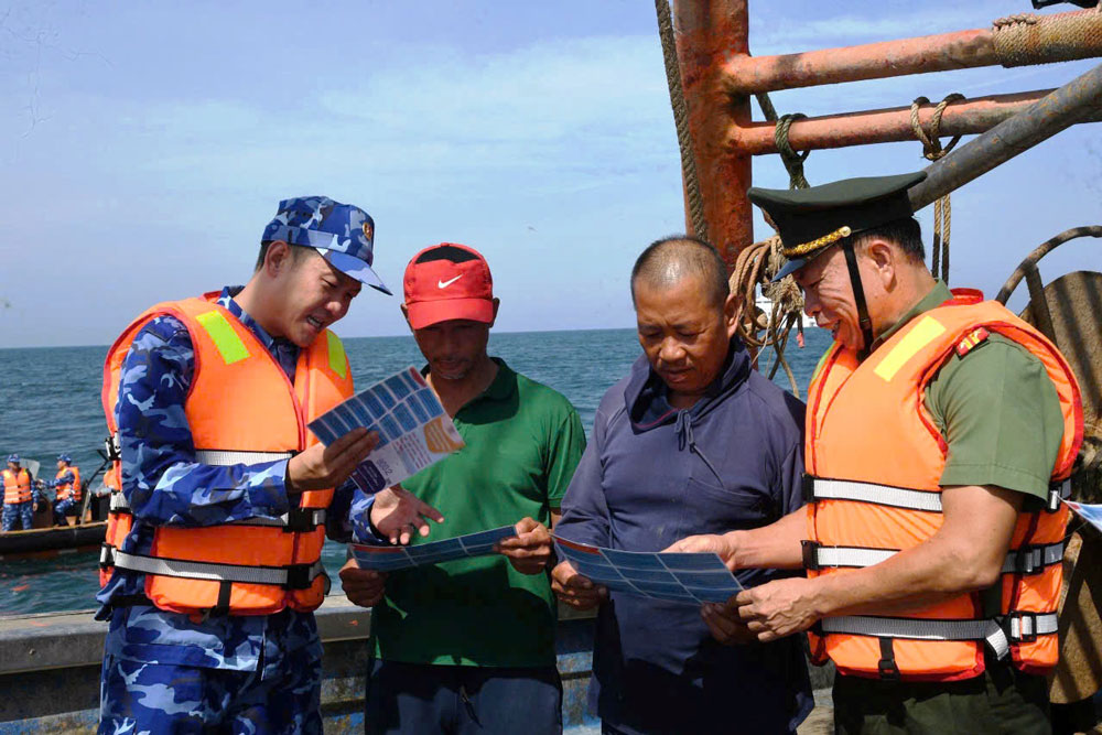 Tạo sinh kế bền vững cho ngư dân - Ảnh 1. Tạo sinh kế bền vững cho ngư dân - Ảnh 1.