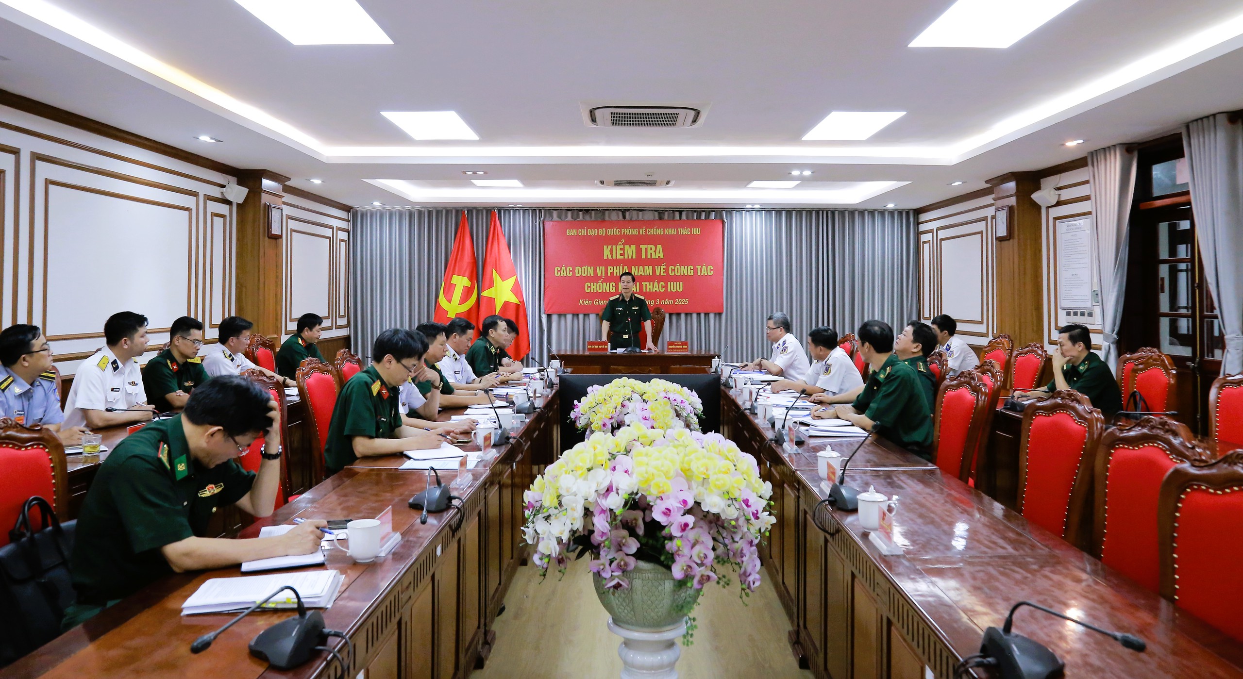 Tàu cá Việt Nam vượt ranh sang vùng biển nước ngoài đã giảm- Ảnh 1. Tàu cá Việt Nam vượt ranh sang vùng biển nước ngoài đã giảm- Ảnh 1.