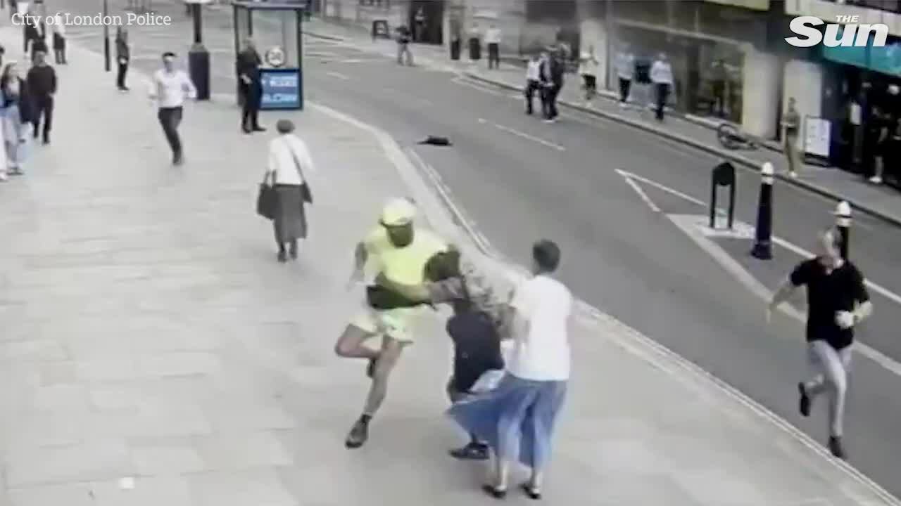 Tên trộm 'Lọ Lem' bị tóm vì rớt giày ở hiện trường 