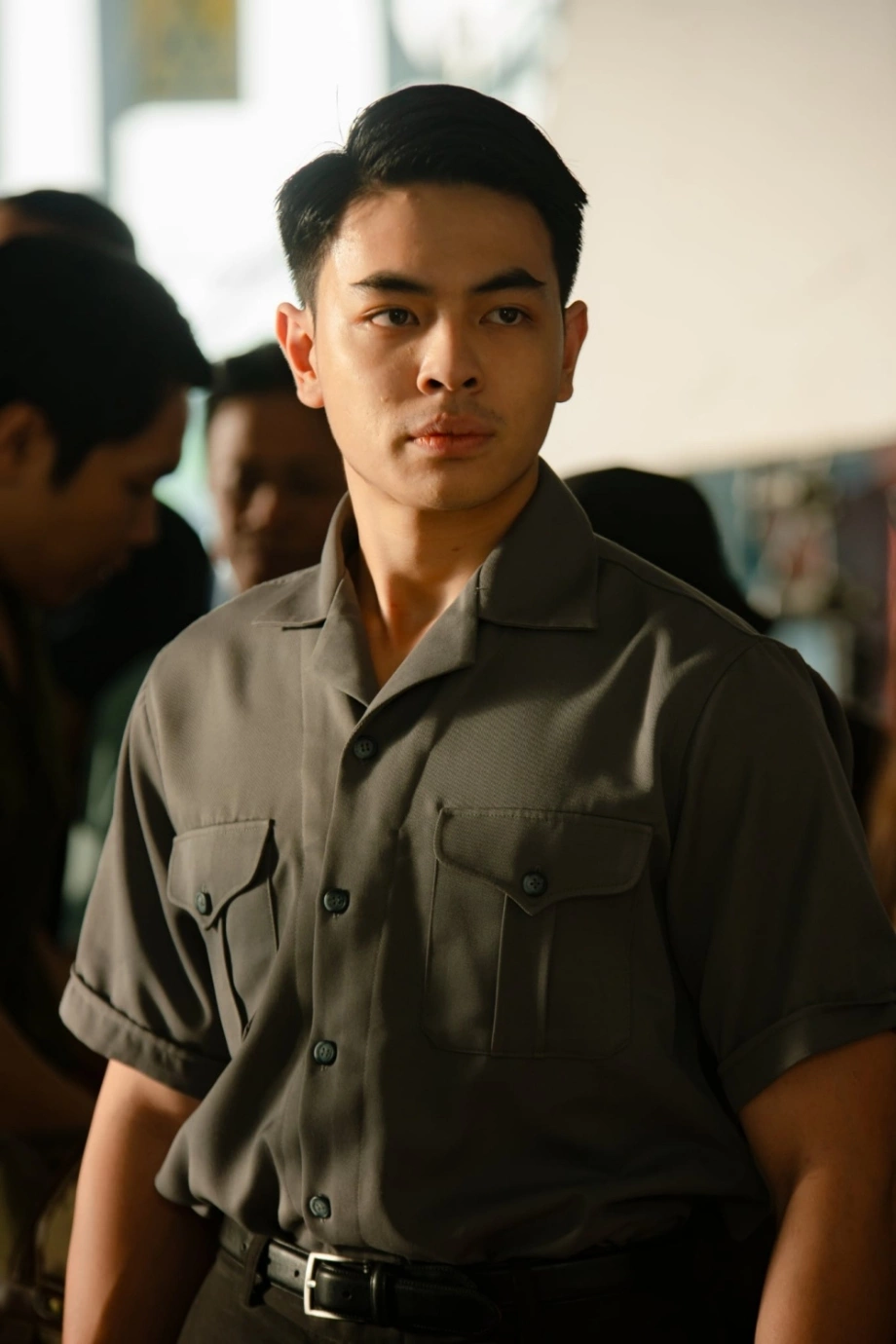 Thái Hòa lần đầu đóng phim cùng con trai ruột 21 tuổi: "Tôi và con không tâm sự nhiều, nhưng lúc cần thì có" 2 Con trai ruột của Thái Hòa lần đầu đóng phim điện ảnh.