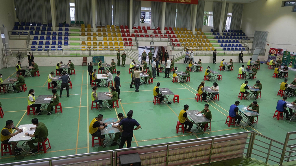 Thao túng tâm lý để lừa đảo- Ảnh 1. Thao túng tâm lý để lừa đảo- Ảnh 1.