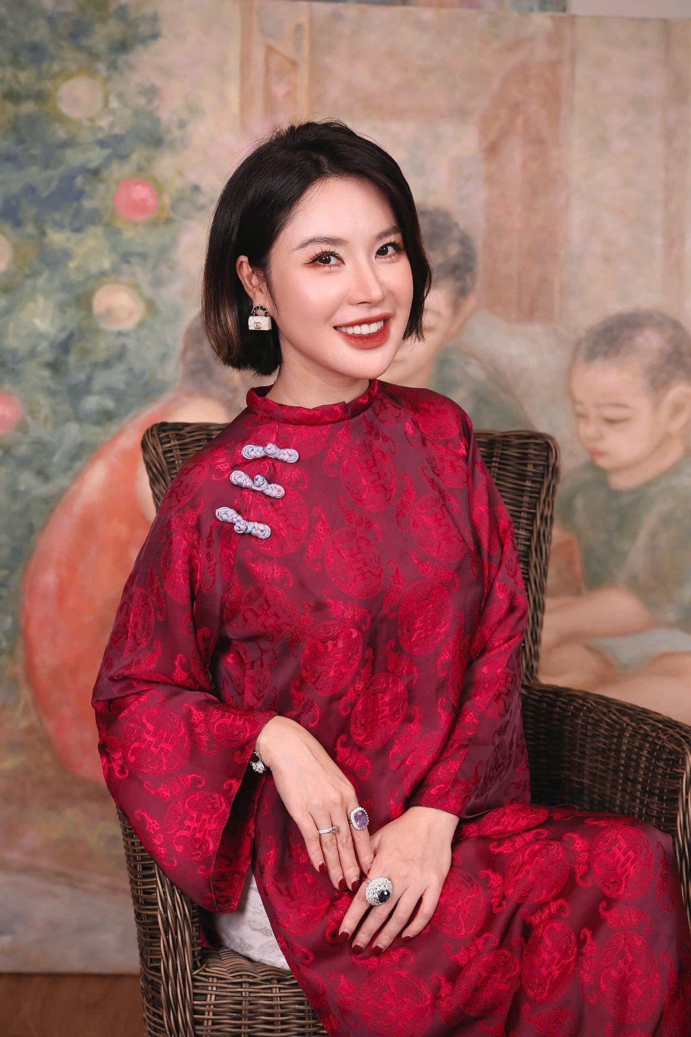 “Nơi thời gian chậm lại”: Thế giới nội tâm tình cảm, đầy màu sắc của họa sĩ Đặng Thanh Huyền- Ảnh 1. “Nơi thời gian chậm lại”: Thế giới nội tâm tình cảm, đầy màu sắc của họa sĩ Đặng Thanh Huyền- Ảnh 1.