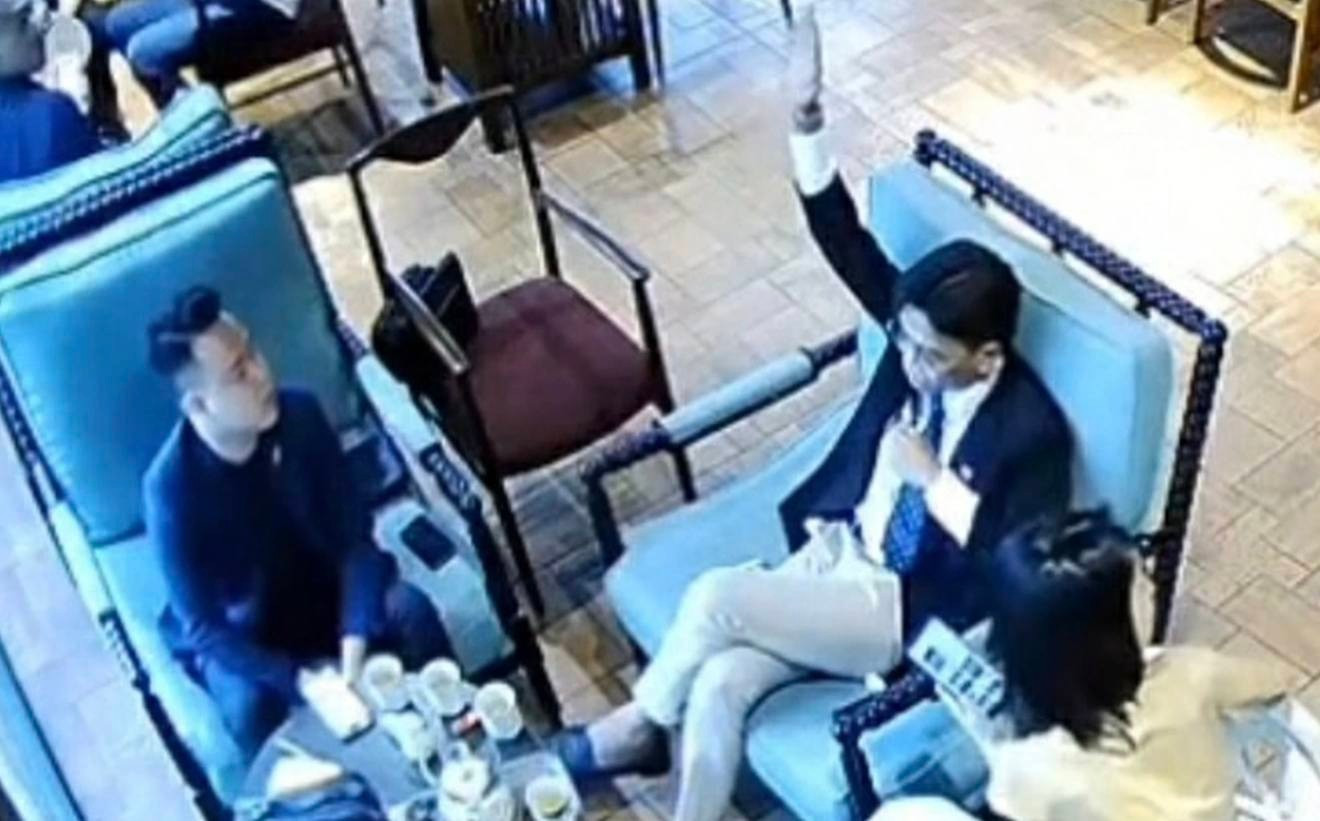 Toi rat buon chan hoi han