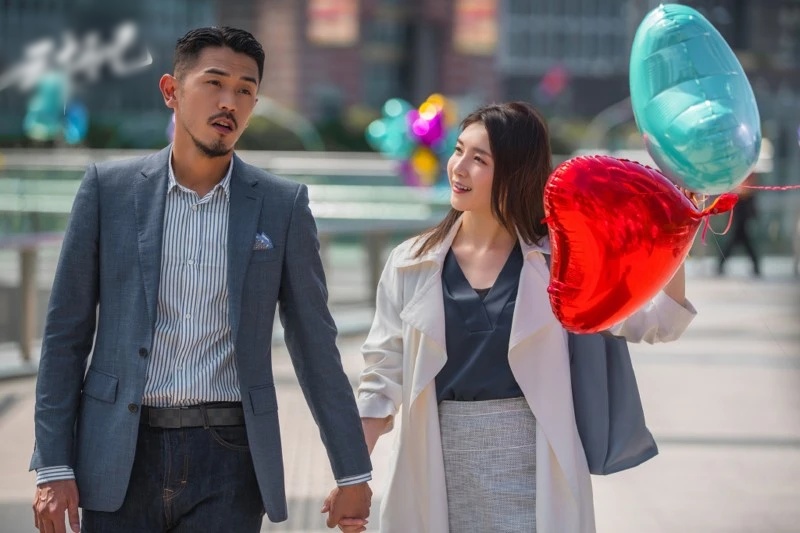 Xuất hiện tổng tài bị chê xấu nhất Vbiz, ảnh cận mặt sao lại buồn cười thế này(?!)- Ảnh 5. Xuất hiện tổng tài bị chê xấu nhất Vbiz, ảnh cận mặt sao lại buồn cười thế này(?!)- Ảnh 5.