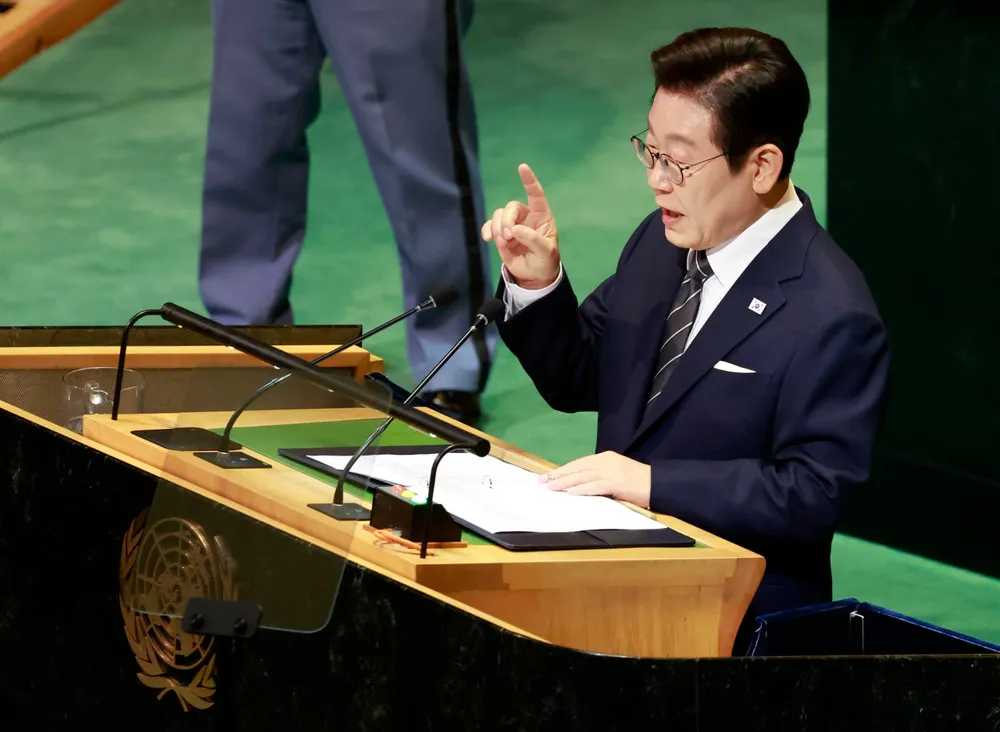 Tổng thống Hàn Quốc Lee Jae-myung phát biểu tại Đại hội đồng LHQ ngày 23-9. Ảnh: YONHAP Tổng thống Hàn Quốc phát biểu tại LHQ, cam kết tìm kiếm hoà bình với Triều Tiên