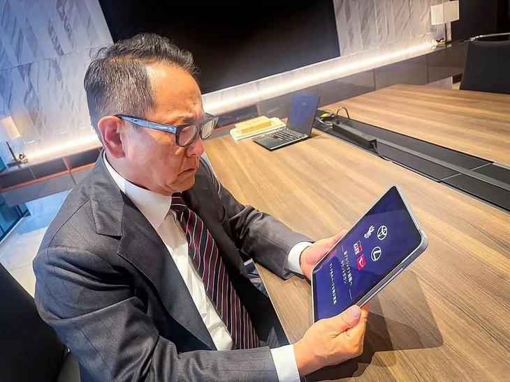 Toyota đầu tư lớn làm xe hybrid ở Việt Nam: Mắt xích sau 'website lạ' và thành phố thông minh? 1 Toyota đầu tư lớn làm xe hybrid ở Việt Nam: Mắt xích sau 'website lạ' và thành phố thông minh? - Ảnh 1.