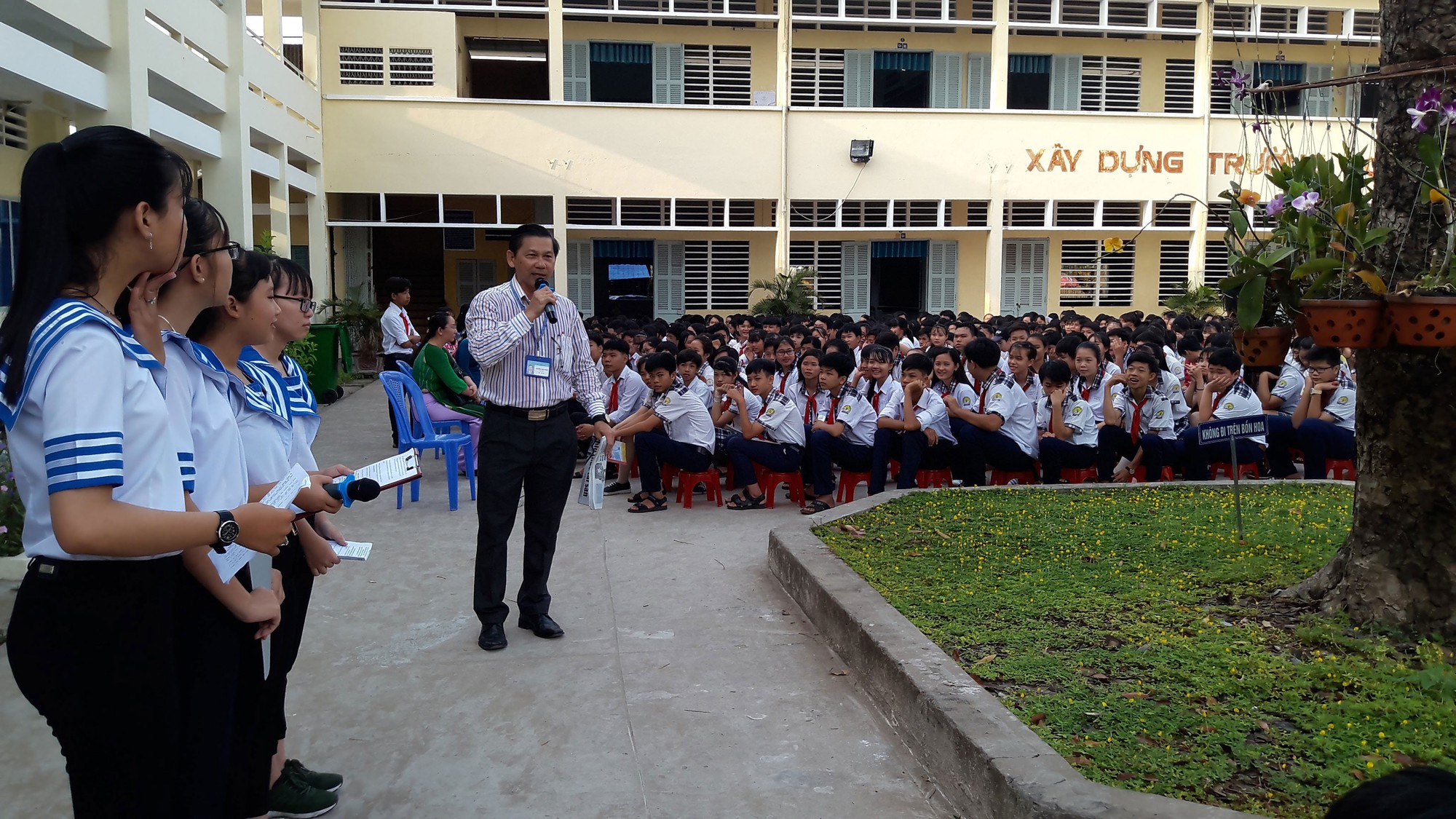 Cuộc thi viết về chủ quyền quốc gia lần 4: Trao truyền lòng yêu nước - Ảnh 1. Cuộc thi viết về chủ quyền quốc gia lần 4: Trao truyền lòng yêu nước - Ảnh 1.