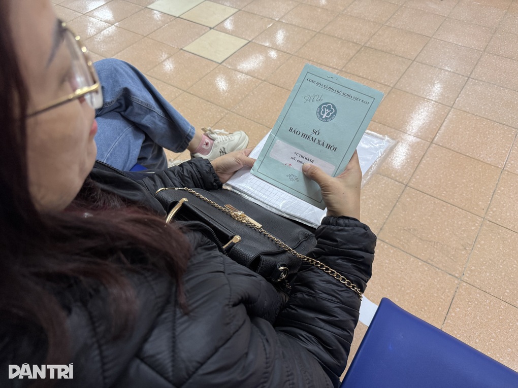 Trợ lý giám đốc 45 tuổi nghỉ việc, hưởng trợ cấp thất nghiệp 12 triệu đồng - 2