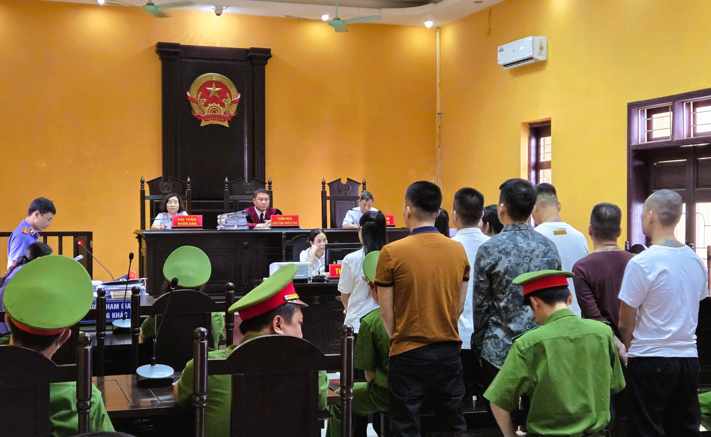 Trùm giang hồ Long "tròn" lĩnh án 1 Trùm giang hồ Long