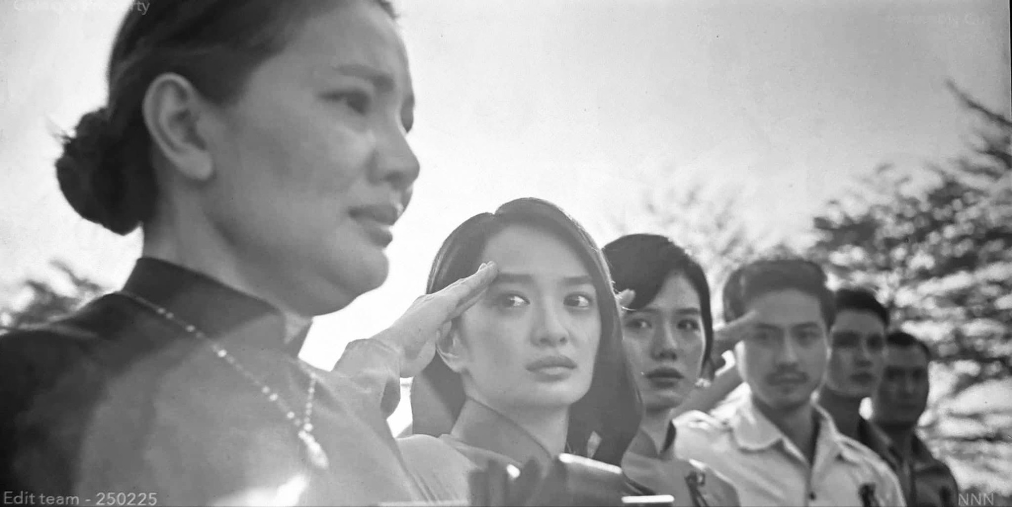 Hóa ra Tử Chiến Trên Không có cái kết khác cực sốc, biết sự thật ai cũng đồng tình 