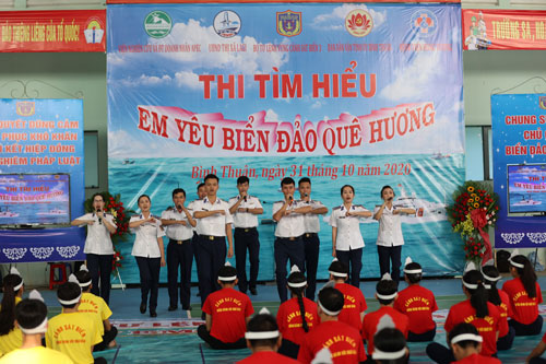 Cuộc thi viết về chủ quyền: Vun đắp tình yêu biển đảo cho thế hệ trẻ - Ảnh 1. Cuộc thi viết về chủ quyền: Vun đắp tình yêu biển đảo cho thế hệ trẻ - Ảnh 1.