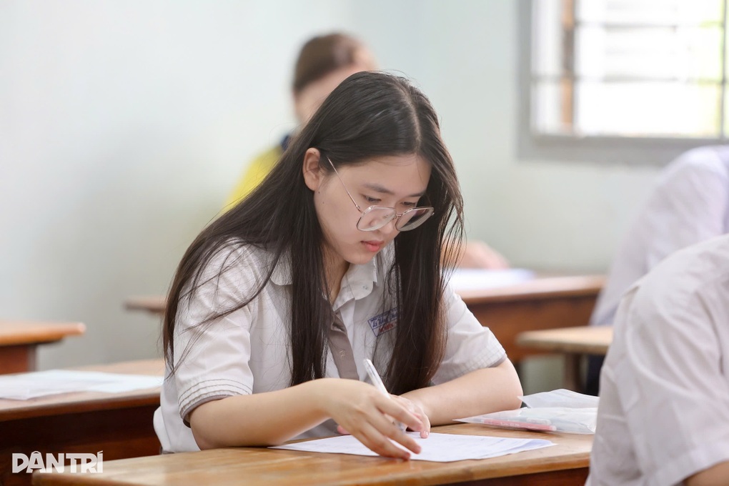 Xét tuyển học bạ tạo cơ hội cho điểm số ảo hay khuyến khích học thật? - 1