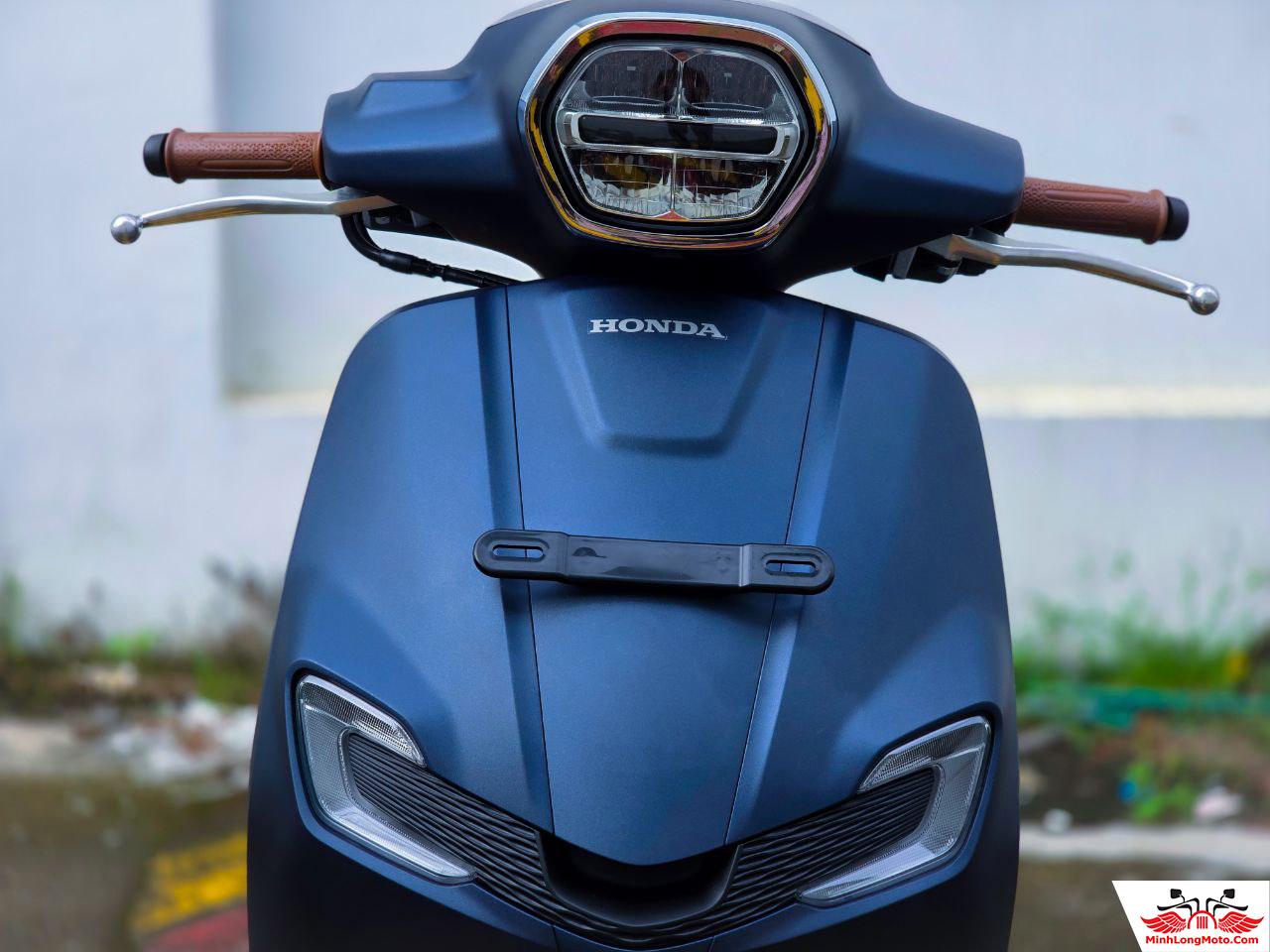 Vừa về đại lý bản đời mới của xe ga Honda đẹp như Vespa: 1 lít xăng đi 45km, có phanh Vừa về đại lý bản đời mới của xe ga Honda đẹp như Vespa: 1 lít xăng đi 45km, có phanh