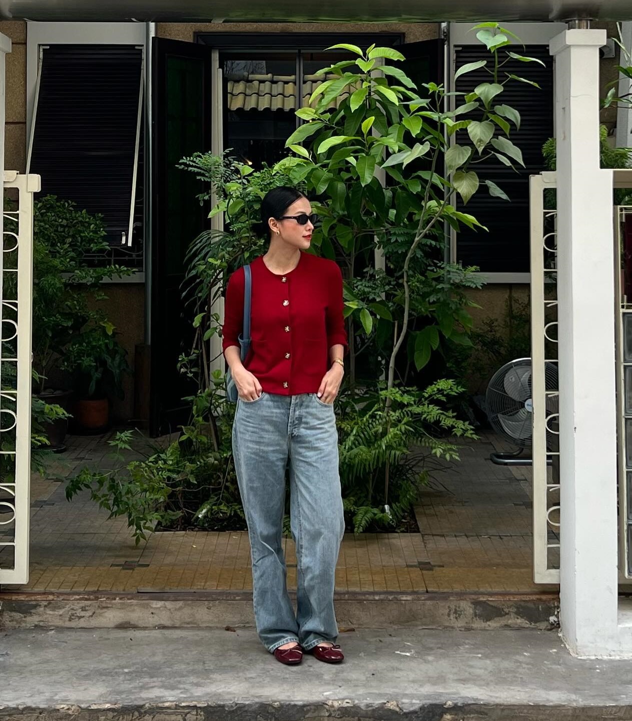 10 set quần jeans mùa thu sành điệu xuất sắc từ các mỹ nhân Việt - Ảnh 1. 10 set quần jeans mùa thu sành điệu xuất sắc từ các mỹ nhân Việt - Ảnh 1.