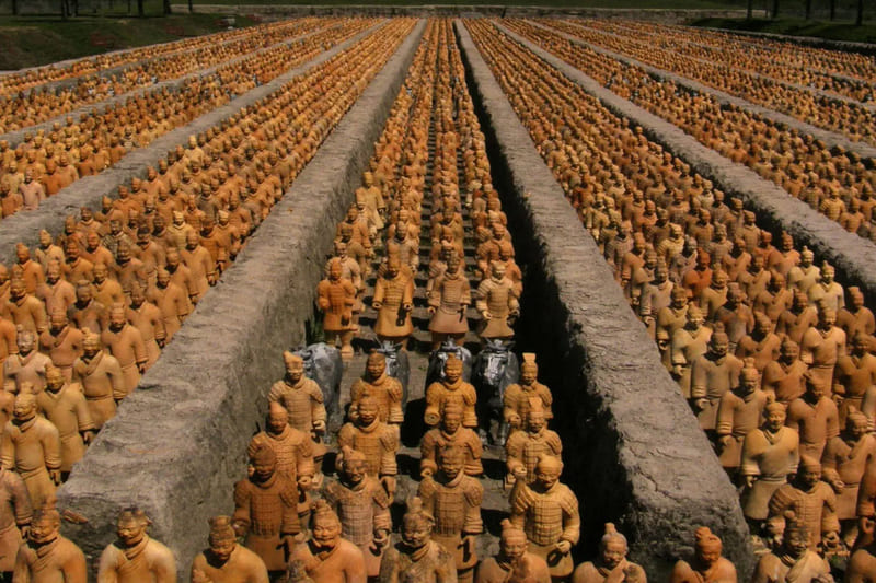 Khi khai quật đội quân đất nung trong lăng Tần Thuỷ Hoàng, chuyên gia đã phạm sai lầm lớn: 15 giây 