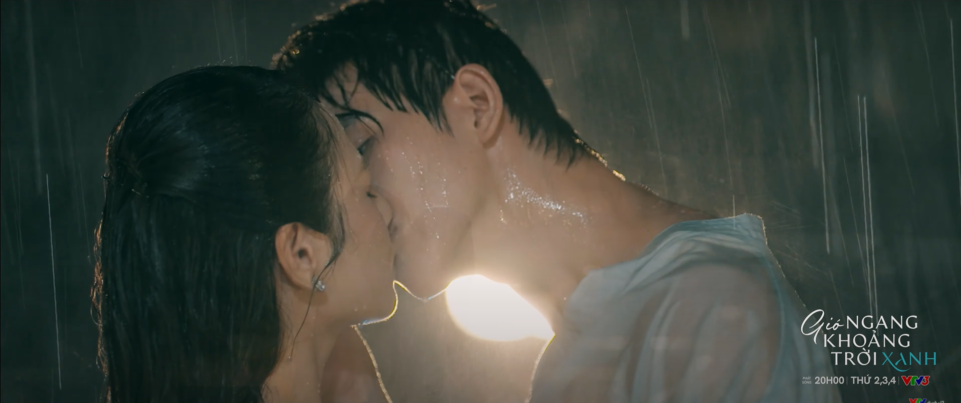 Khán giả đòi Dennis Đặng dừng đóng phim ngay lập tức- Ảnh 4.