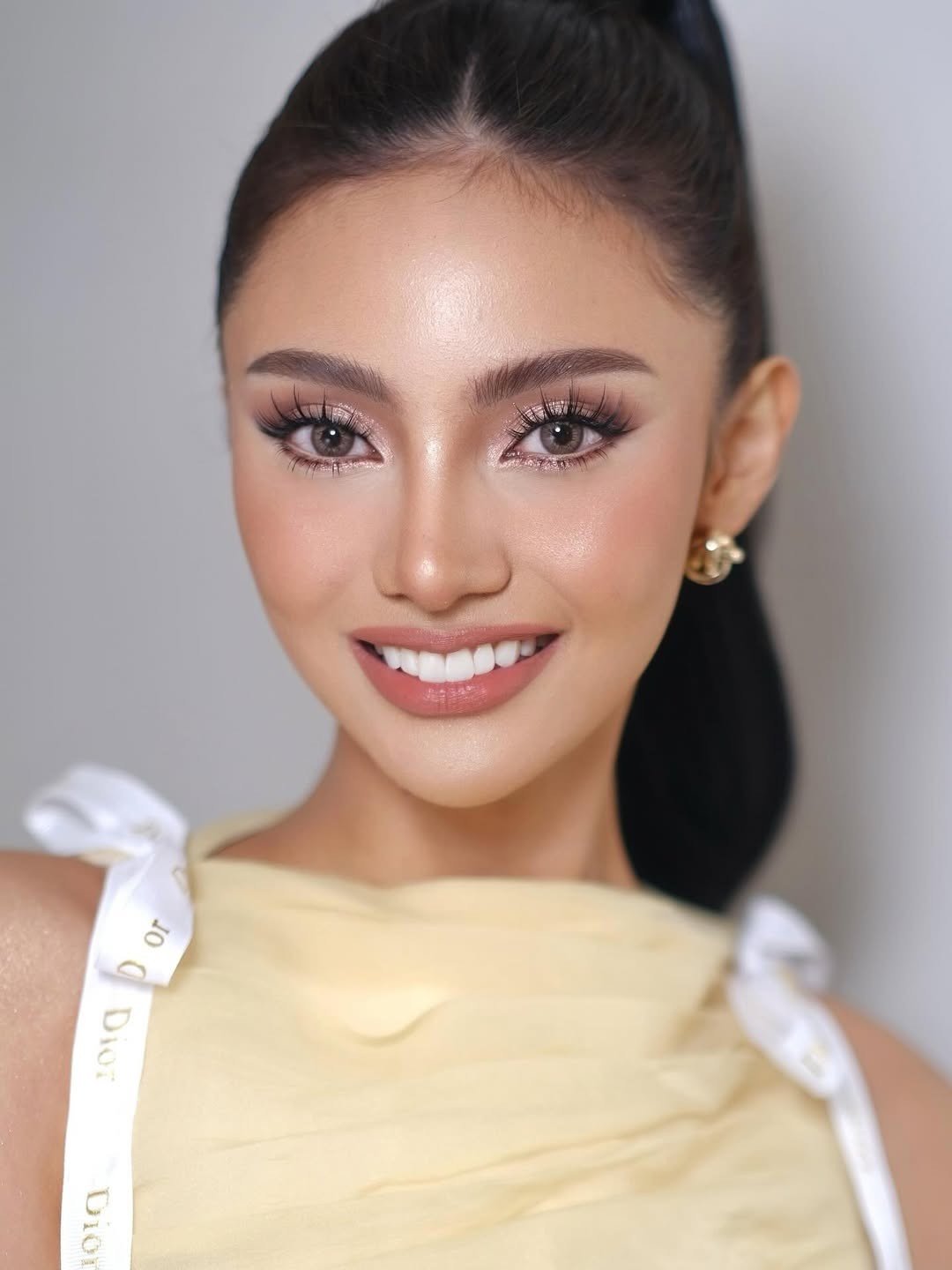 Mặc bikini khi đăng quang hoa hậu - 12