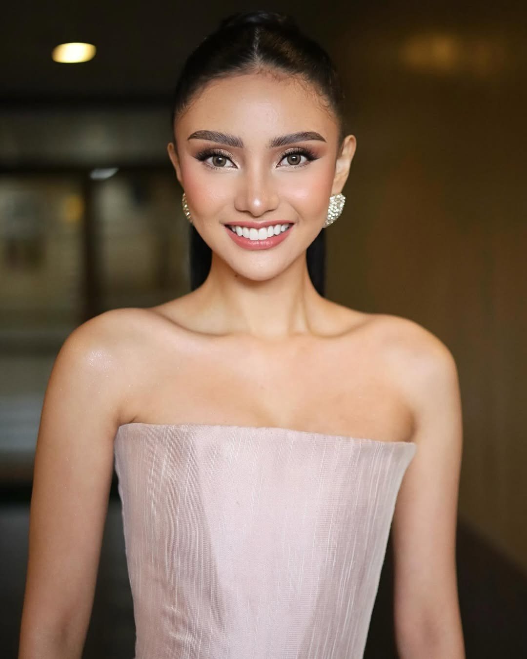 Mặc bikini khi đăng quang hoa hậu - 18