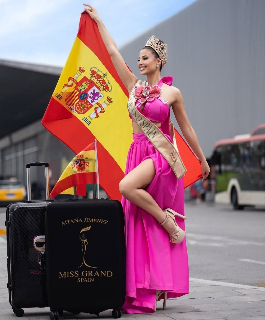 Aitana Jiménez năm nay 25 tuổi, là sinh viên chuyên ngành tâm lý, đồng thời là người mẫu. Cô là một trong những đại diện châu Âu sáng giá tại mùa giải năm nay.