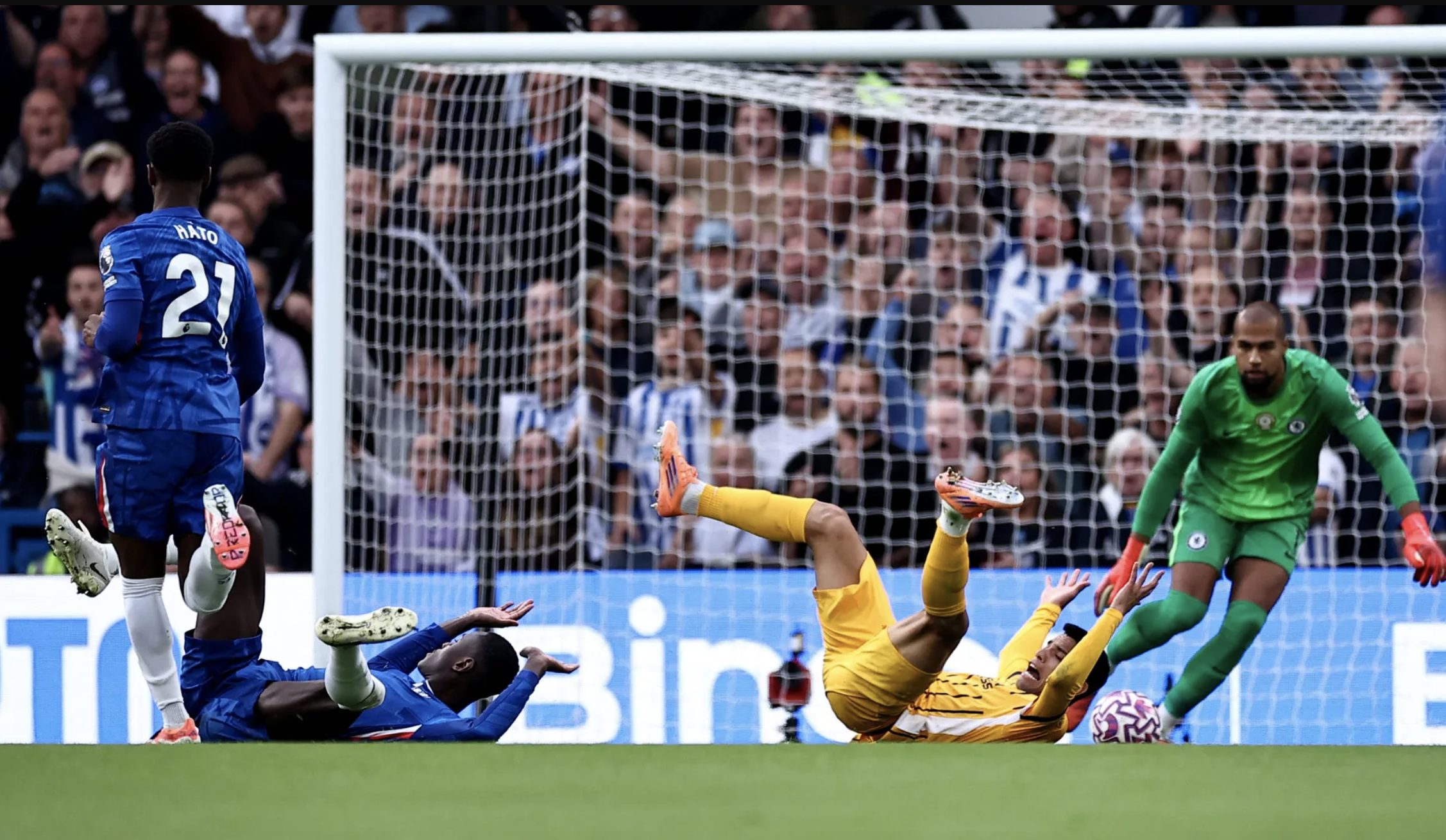 Chelsea thua thảm sân nhà, Liverpool nhận thất bại đầu mùa tại Ngoại hạng Anh - Ảnh 3.