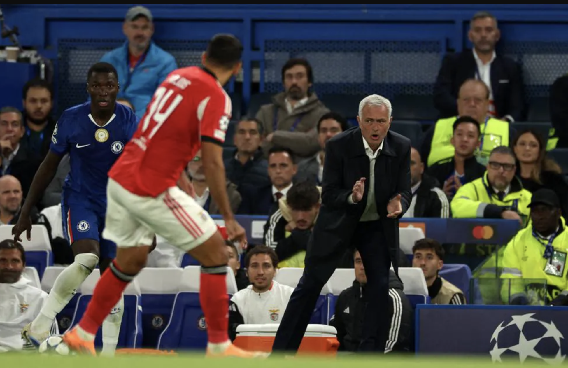 Liverpool thua sốc Galatasaray, Chelsea thắng đội bóng của thầy cũ Mourinho- Ảnh 7.