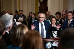 Dân chủ bác đề xuất chi tiêu của Cộng hòa, đẩy chính phủ Mỹ sát bờ đóng cửa