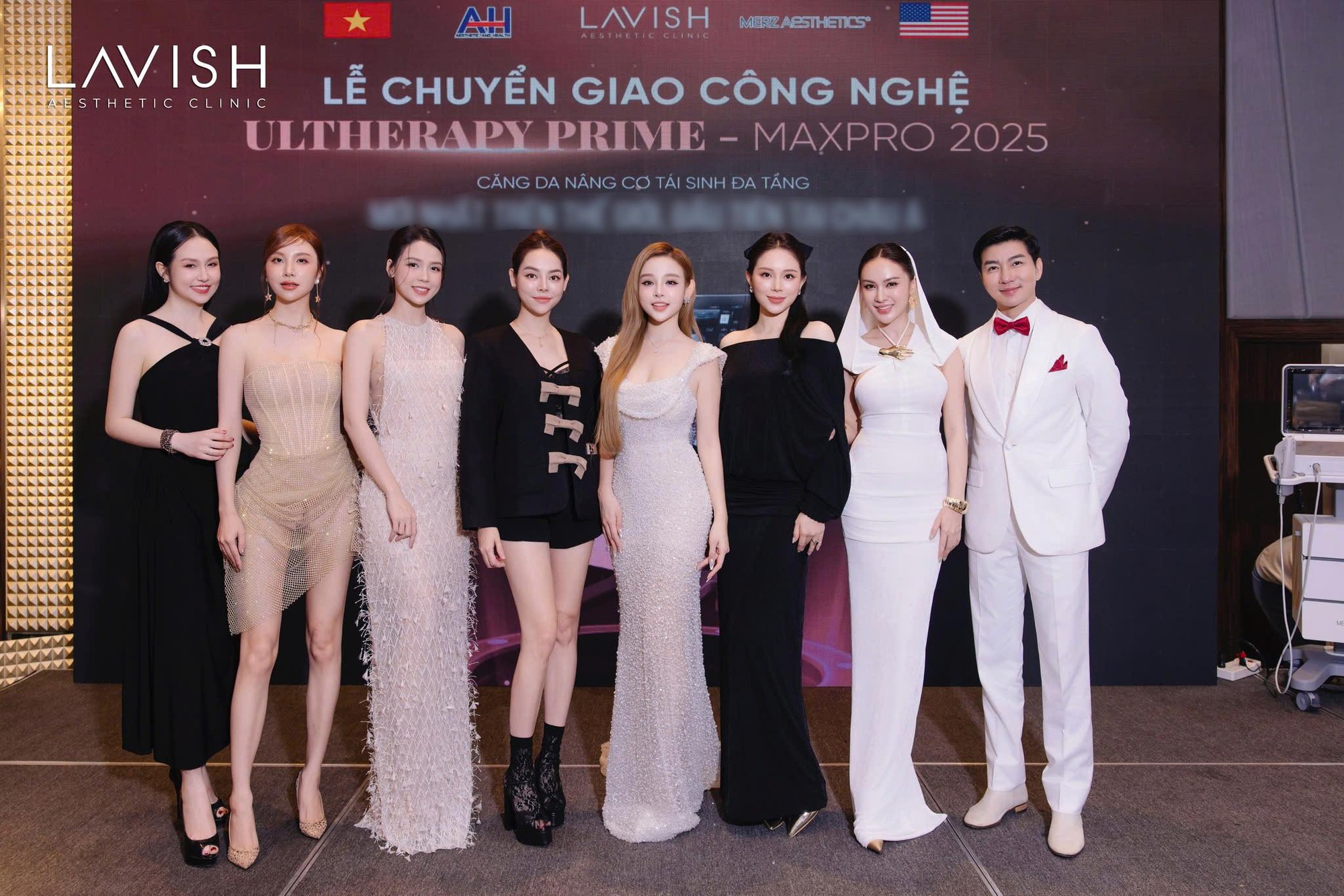 Vén màn bí mật về cách duy trì nhan sắc trẻ trung, chống lão hóa của giới thượng lưu Việt- Ảnh 2. Vén màn bí mật về cách duy trì nhan sắc trẻ trung, chống lão hóa của giới thượng lưu Việt- Ảnh 2.