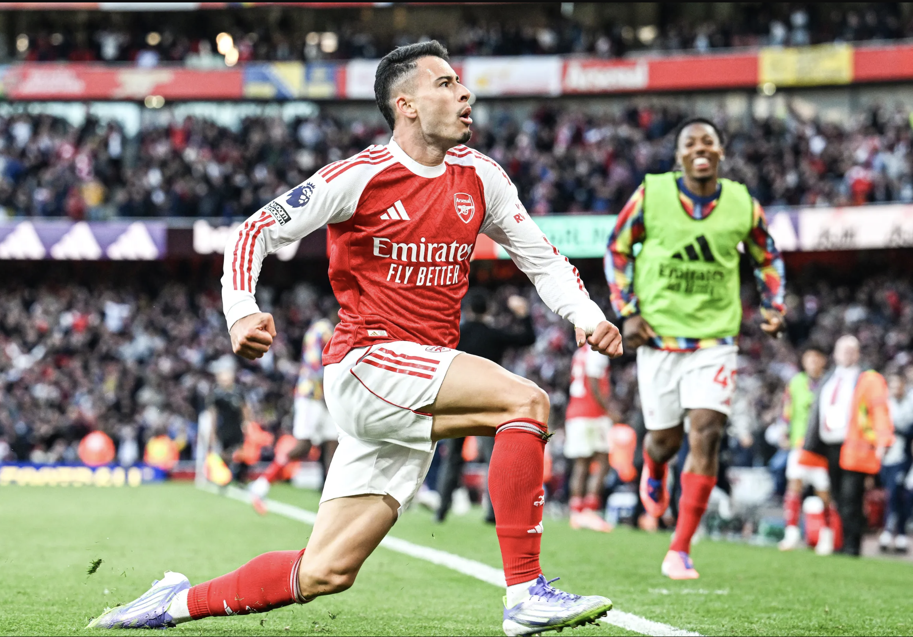 Arsenal và Man City níu chân nhau ở đại chiến, Liverpool hưởng lợi ngôi đầu- Ảnh 4.