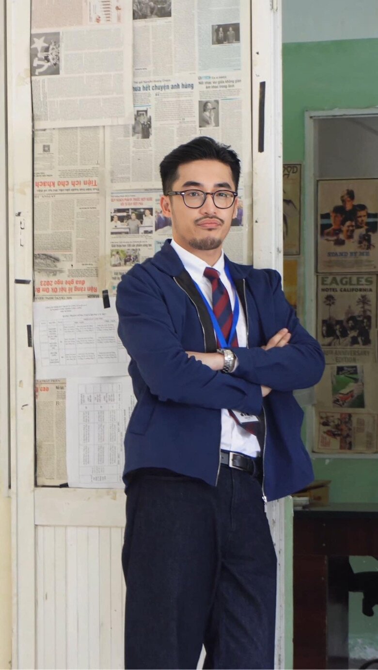 Vũ. sinh ra trong gia đình có bố là quân nhân, từ nhỏ đã được định hướng theo binh nghiệp.