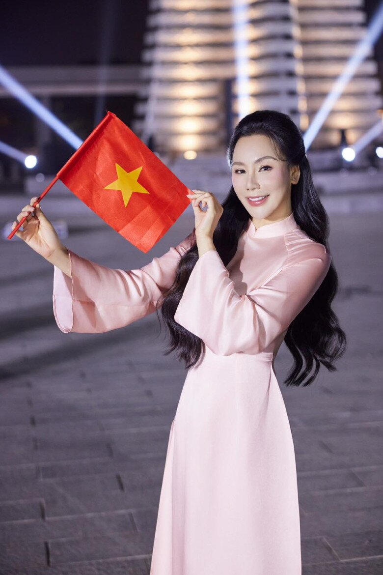 Hồ Quỳnh Hương biết ơn khoảng thời gian rèn luyện trong quân đội.