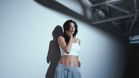 "Mợ chảnh" Jeon Ji Hyun U45 trẻ đẹp vô đối, vòng eo con kiến săn chắc thấy mê nhờ chăm tập môn này! 9 1759303384 712 Mo chanh Jeon Ji Hyun U45 tre dep vo doi