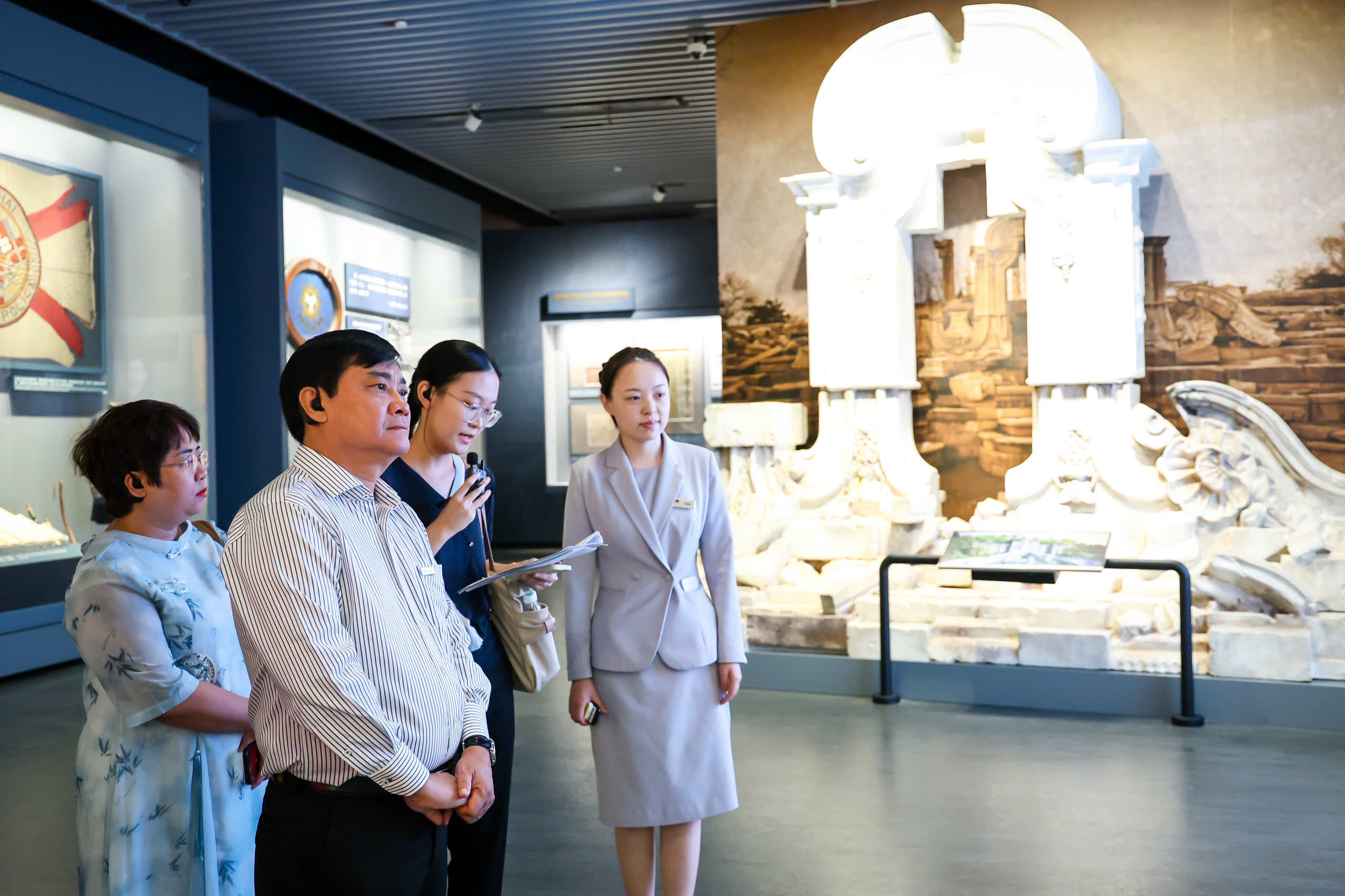 Báo Thanh Niên trao đổi hợp tác công nghệ truyền thông số với báo chí Thượng Hải- Ảnh 8. Báo Thanh Niên trao đổi hợp tác công nghệ truyền thông số với báo chí Thượng Hải- Ảnh 8.