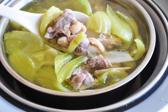 Rau này có thể cao tới 50cm, canxi gấp 8 lần cá, đem hầm canh được món tuyệt ngon - 3