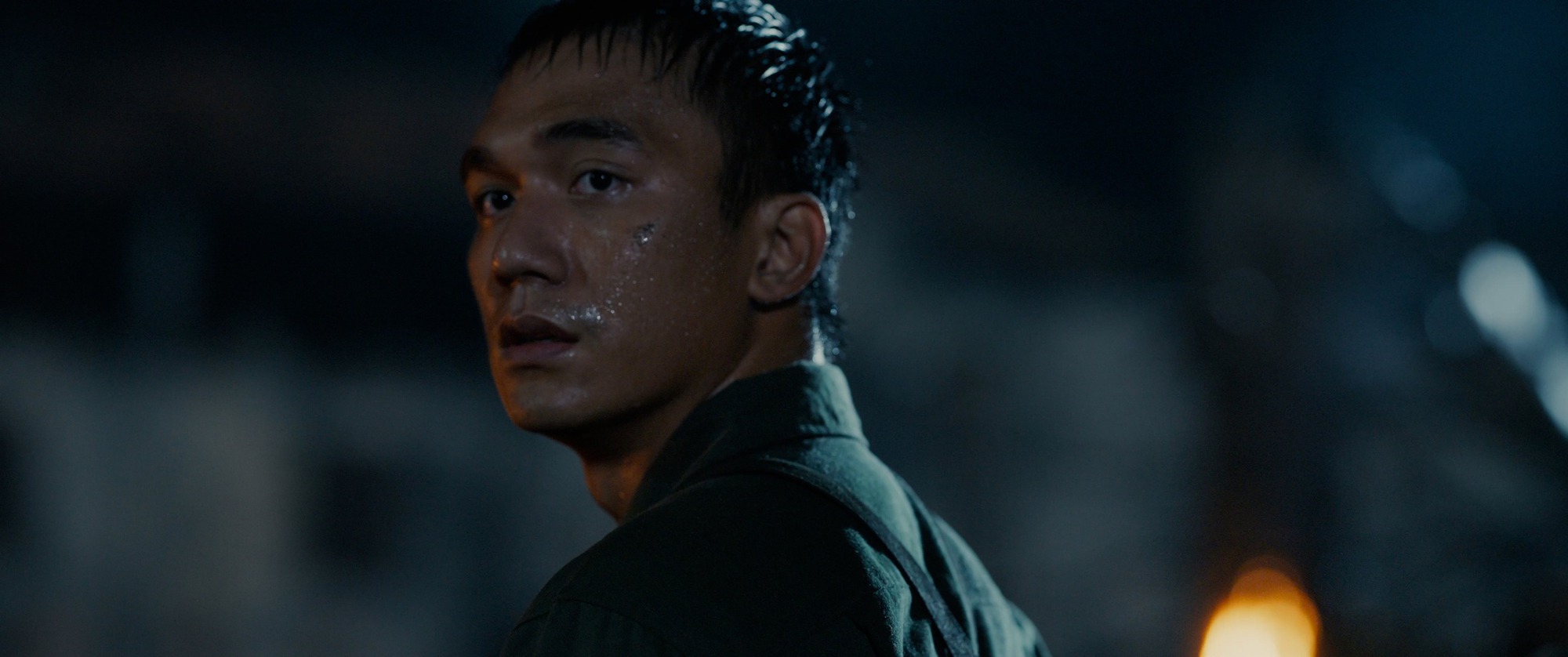 Nam chính Mưa Đỏ tự 