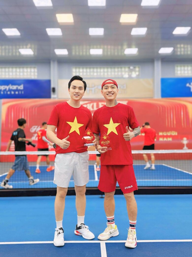 Sao Việt 24h: Người nổi tiếng ủng hộ hàng tỷ đồng khắc phục hậu quả bão Bualoi, Đức Phúc - Tùng Dương góp số tiền amp;#34;khủngamp;#34; - 6