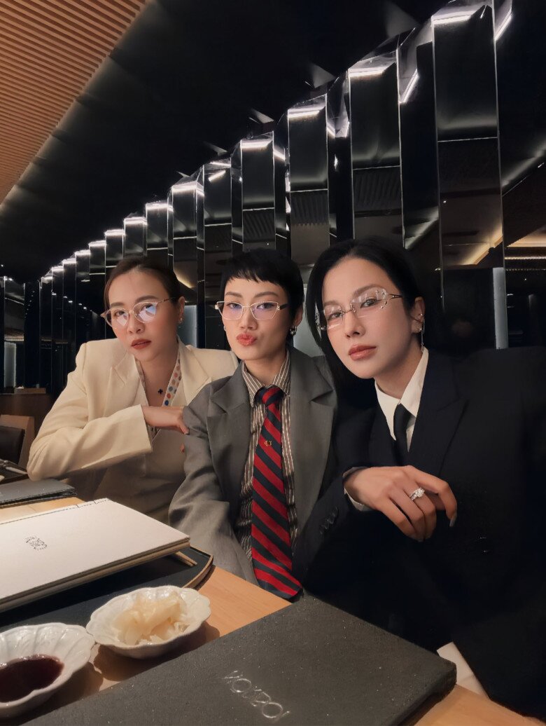 Sao Việt 24h: Người nổi tiếng ủng hộ hàng tỷ đồng khắc phục hậu quả bão Bualoi, Đức Phúc - Tùng Dương góp số tiền amp;#34;khủngamp;#34; - 18