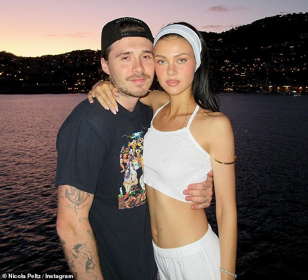 Tiểu thư tài phiệt Harper Beckham chiếm spotlight ở tiệc sinh nhật xa hoa của anh hai, anh cả Brooklyn vẫn “cạch mặt” gia đình- Ảnh 7.