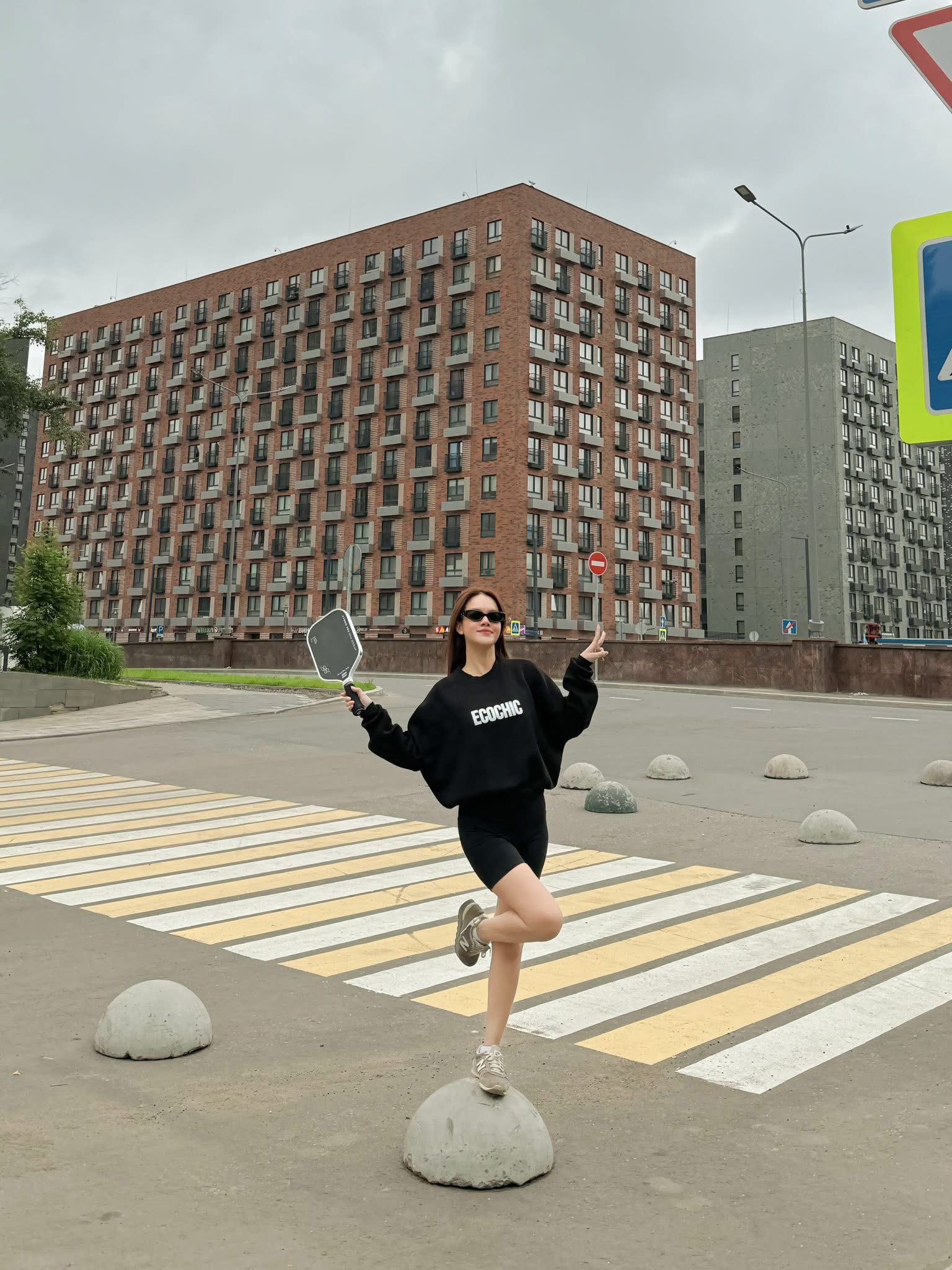 Phạm Quỳnh Anh và Bảo Anh cùng mê pickleball: Lên sân ai thần thái hơn, dáng đẹp hơn?- Ảnh 4.