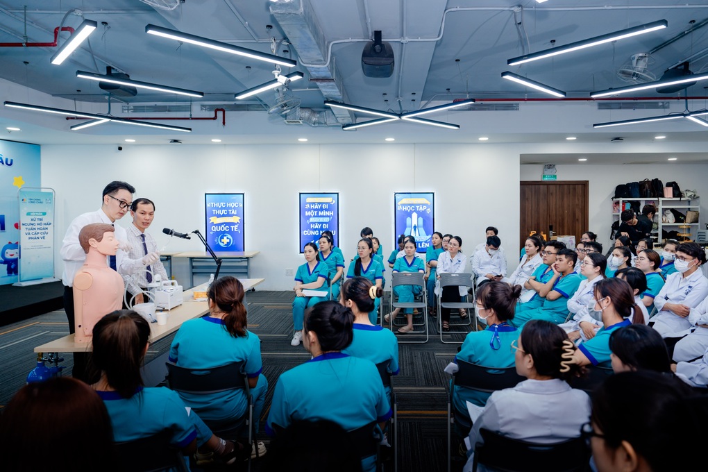 Long Châu đào tạo chuyên sâu, chuẩn hóa quy trình tiêm chủng an toàn - 4