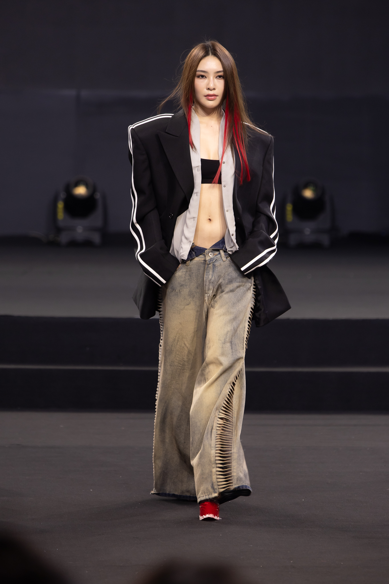 TikTok Shop Fashion Show: Khi sàn diễn không còn là “đặc quyền” của số ít- Ảnh 6.