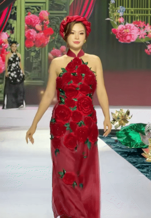 1759340373 557 MXH ran ran truoc le vu quy cua Hong va