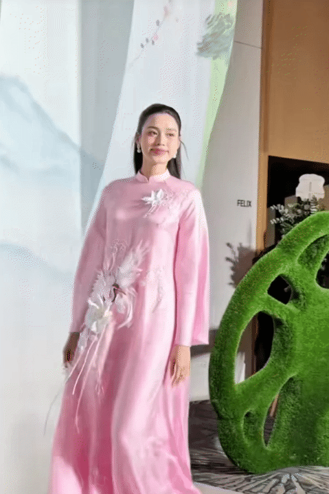 1759340384 891 MXH ran ran truoc le vu quy cua Hong va