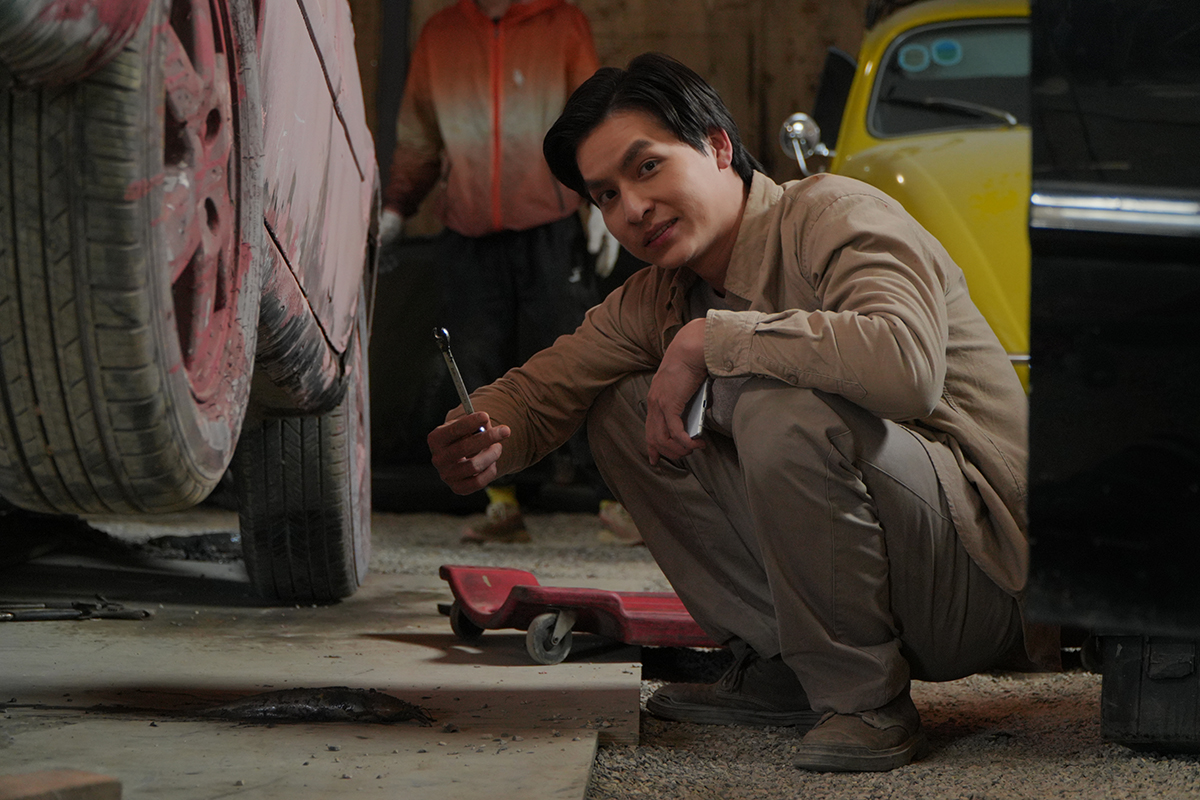 Phía sau cảnh quay rợn người: Đạo diễn Lương Đình Dũng chạm ranh giới sống – chết khi làm “Đồi hành xác: Tà thuyết đen trở lại” - Ảnh 3.