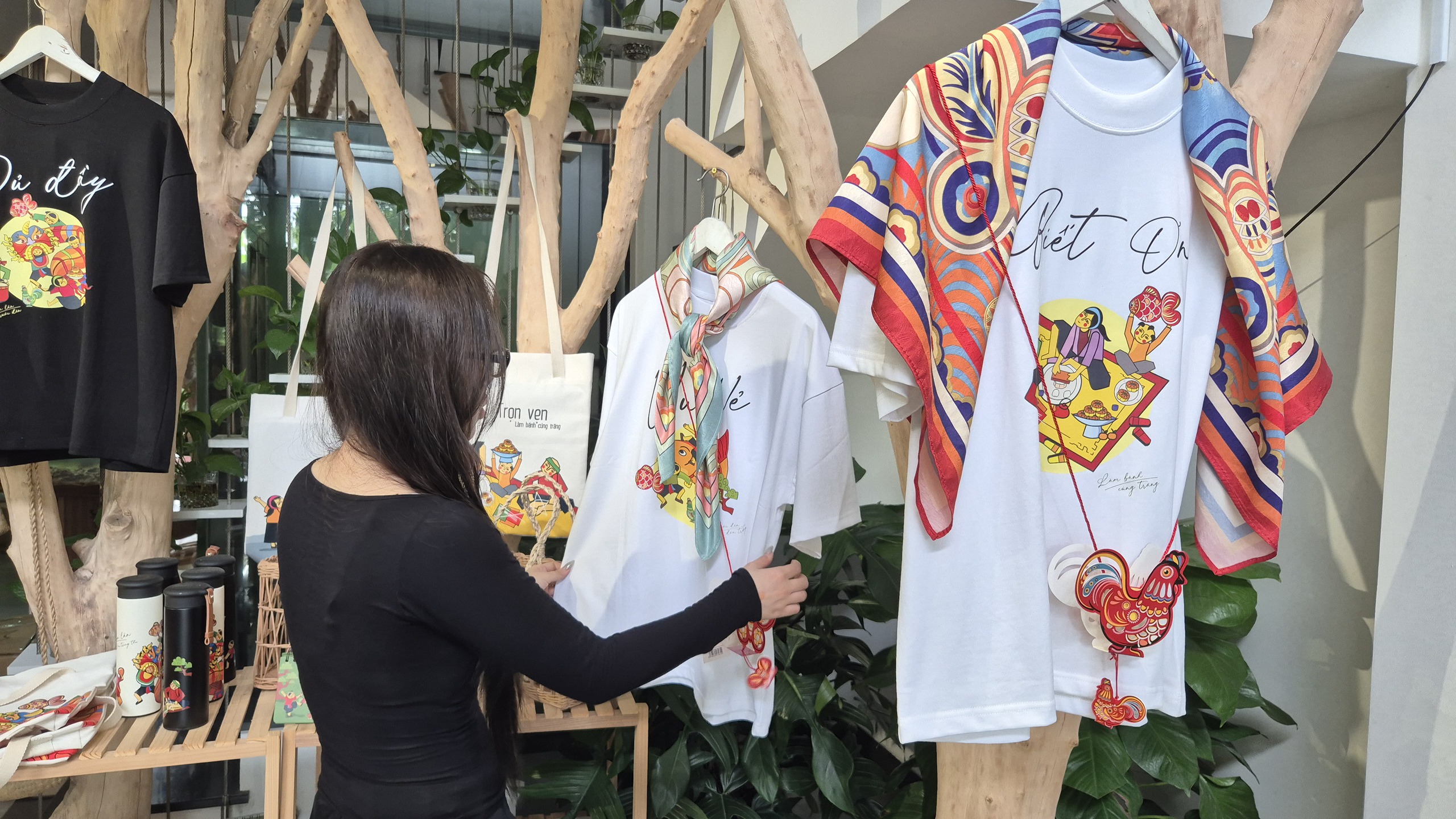 - Ảnh 5. - Ảnh 5.