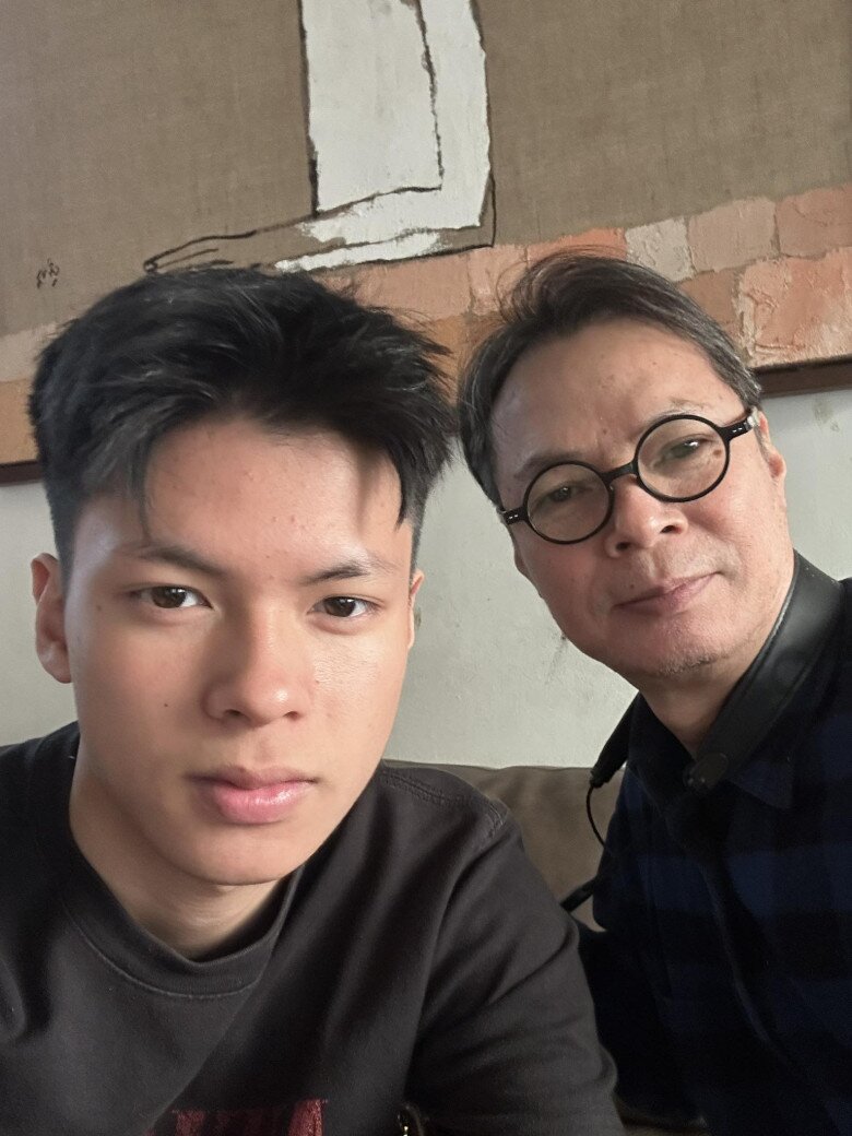 Ngoại hình ở tuổi 17 của quý tử nhà NSND Trần Lực được khen ngợi hết lời.