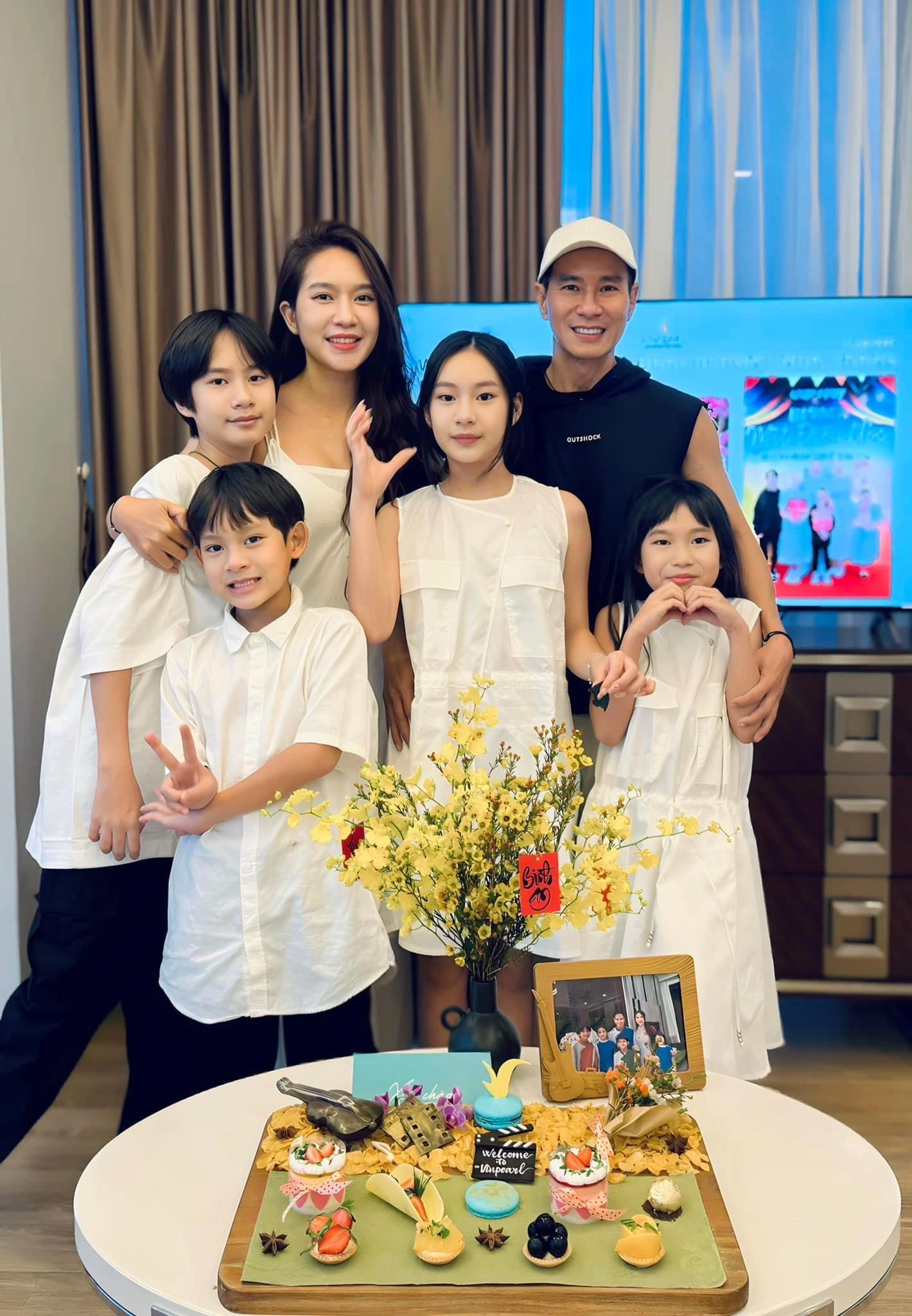 Vợ chồng Lý Hải và Minh Hà không ép buộc các con phải theo nghệ thuật.