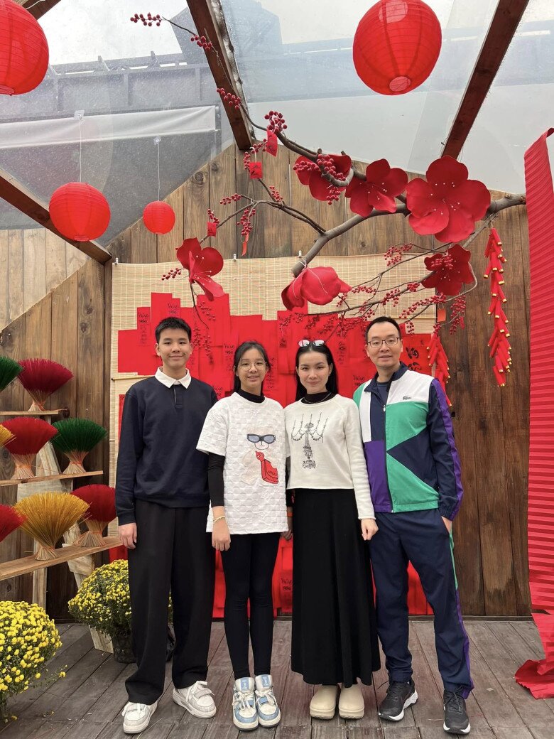 Hoa hậu Thùy Lâm ngán ngẩm vì Gen Z đến xin việc nhưng đòi làm ít mà lương vẫn cao: "Các bạn bị ảo" 7 2 con của Hoa hậu Thùy Lâm sở hữu chiều cao vượt trội.