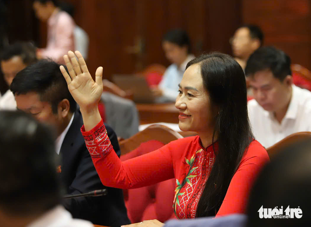 Trò chuyện với nữ bí thư xã phát biểu xúc động trong lễ sáp nhập tỉnh Đắk Lắk - Ảnh 2. Nữ bí thư xã phát biểu xúc động trong lễ sáp nhập tỉnh Đắk Lắk: Lời tâm huyết từ công tác cơ sở - Ảnh 2.