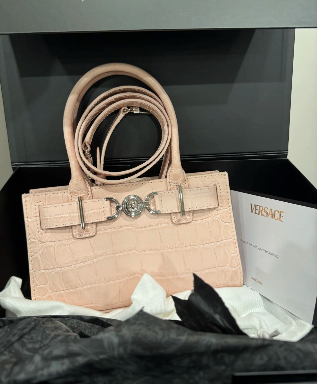 Chiếc túi đánh người của Triệu Lộ Tư- Ảnh 14.